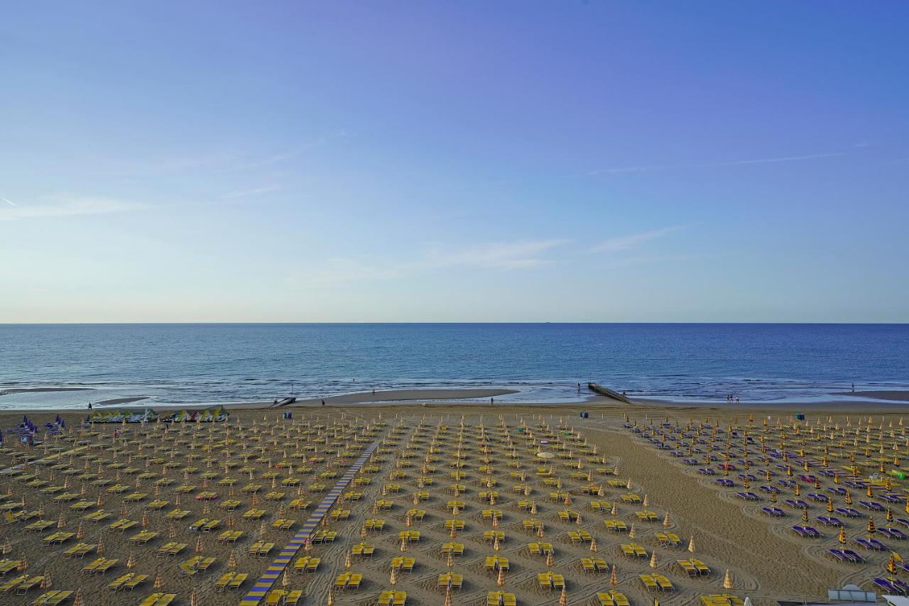 Hotel Strand A Frontemare Lido di Jesolo Ngoại thất bức ảnh